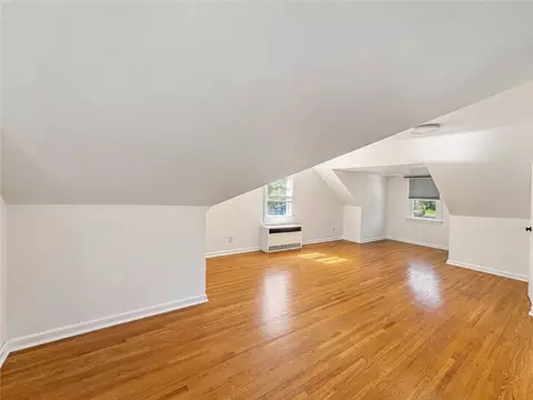 Bedroom - 260 Pardee Rd, Irondequoit, NY 14609 photo 6 of 10