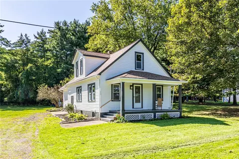 579 Filkins Rd, Arcadia, NY 14513