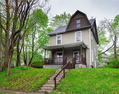 213 Flint St, Rochester, NY 14608