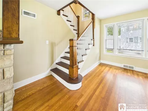 Living - 107 Garfield Ct, Olean, NY 14760 photo 5 of 7