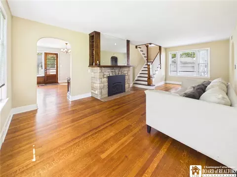 Living - 107 Garfield Ct, Olean, NY 14760 photo 6 of 7