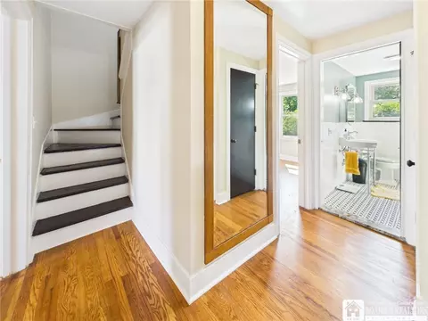 Entry Way - 107 Garfield Ct, Olean, NY 14760 photo 2 of 4