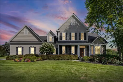 300 Franlee Ln, Victor, NY 14564