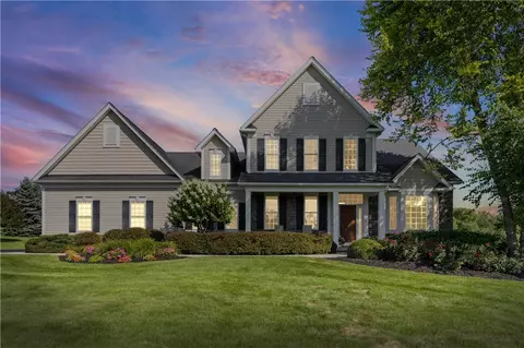 300 Franlee Ln, Victor, NY 14564