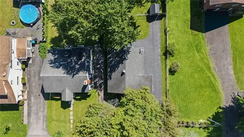 View/Area - 434 Crossfield Rd, Irondequoit, NY 14609 photo 2 of 5