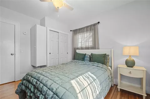 Bedroom - 434 Crossfield Rd, Irondequoit, NY 14609 photo 2 of 4