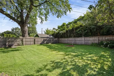 Exterior - 434 Crossfield Rd, Irondequoit, NY 14609 photo 8 of 11