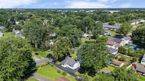 View/Area - 434 Crossfield Rd, Irondequoit, NY 14609 photo 4 of 5