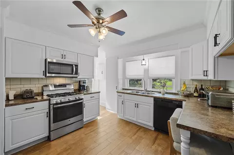 Kitchen - 434 Crossfield Rd, Irondequoit, NY 14609 photo 1 of 5