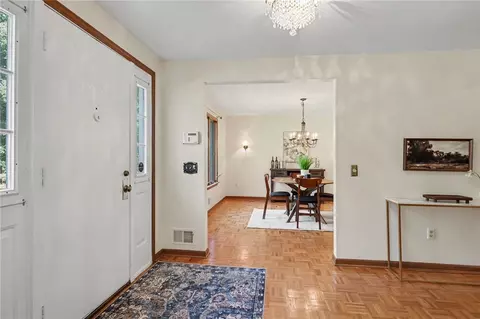 Entry Way - 33 Scotch Ln, Irondequoit, NY 14617 photo 2 of 5