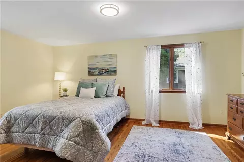 Bedroom - 33 Scotch Ln, Irondequoit, NY 14617 photo 1 of 10