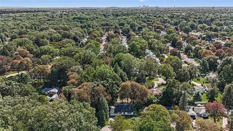 View/Area - 33 Scotch Ln, Irondequoit, NY 14617 photo 5 of 5