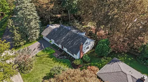 View/Area - 33 Scotch Ln, Irondequoit, NY 14617 photo 3 of 5