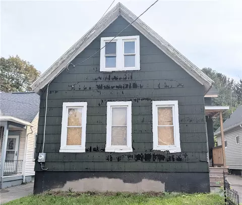 42 Roth St, Rochester, NY 14621
