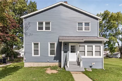 32 Daniels St, Seneca Falls, NY 13148