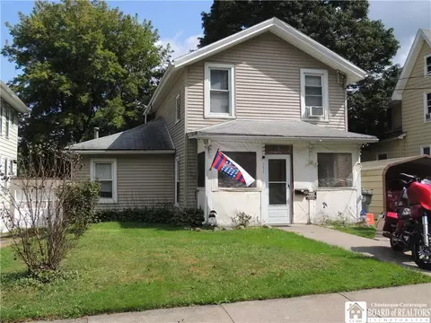 211 Hazzard St, Jamestown, NY 14701