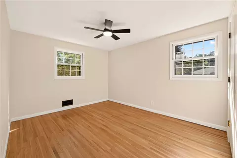 Bedroom - 362 Hillview Dr, Irondequoit, NY 14622 photo 3 of 3