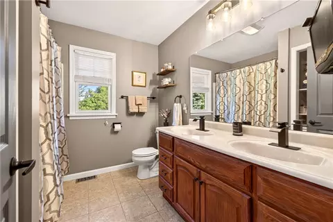 Bath - 8 Nile Dr, Irondequoit, NY 14622 photo 1 of 1