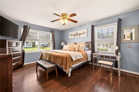 Bedroom - 8 Nile Dr, Irondequoit, NY 14622 photo 1 of 2