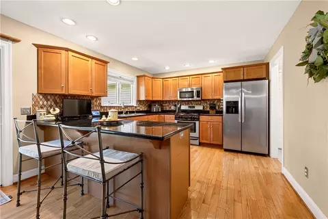 Kitchen - 8 Nile Dr, Irondequoit, NY 14622 photo 2 of 3