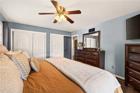 Bedroom - 8 Nile Dr, Irondequoit, NY 14622 photo 2 of 2