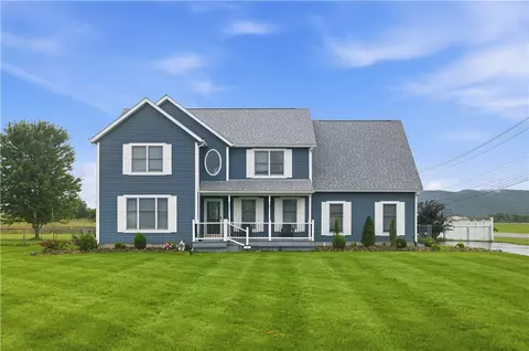 18 Garden Ln, Horseheads, NY 14845