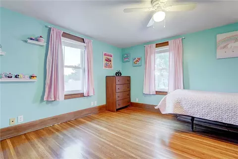 Bedroom - 27 Biltmore Dr, Irondequoit, NY 14617 photo 2 of 2