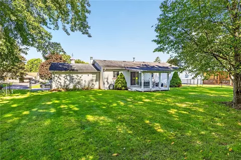 Exterior - 16 Ramsgate Dr, Gates, NY 14624 photo 2 of 5