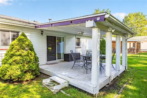 Exterior - 16 Ramsgate Dr, Gates, NY 14624 photo 5 of 5