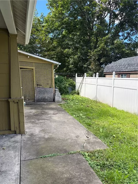 Exterior - 297 E 2nd St, Corning, NY 14830 photo 2 of 3