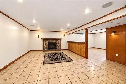 Living - 105 Pine Tree Ln, Irondequoit, NY 14617 photo 3 of 3