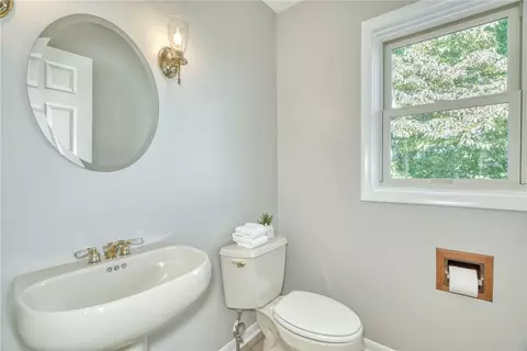 Bath - 286 Phillips Rd, Webster, NY 14580 photo 1 of 5