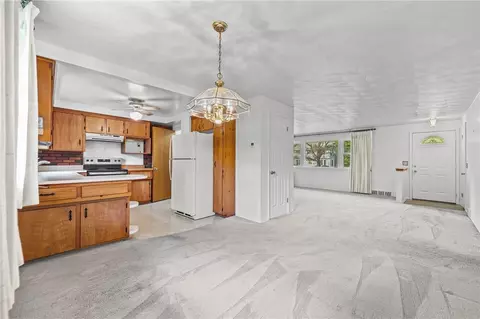 Living - 135 Dierdre Dr, Irondequoit, NY 14617 photo 3 of 6