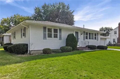 Exterior - 135 Dierdre Dr, Irondequoit, NY 14617 photo 3 of 5