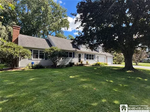 25 Valley View Dr, Carroll, NY 14738