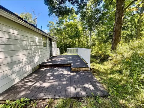 Exterior - 215 King Rd E, Ithaca, NY 14850 photo 2 of 3