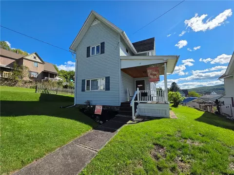 19 Blaine St, Hornell, NY 14843