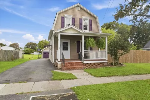 130 Pollard Ave, Rochester, NY 14612