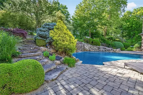 Exterior - 5 Boulder Creek Dr, Rush, NY 14543 photo 11 of 12