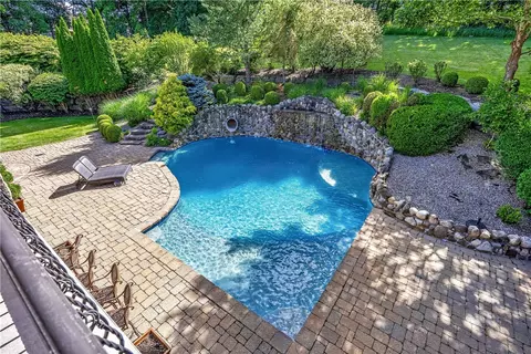 Exterior - 5 Boulder Creek Dr, Rush, NY 14543 photo 10 of 12