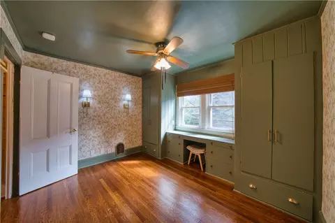 Bedroom - 375 E 2nd St, Corning, NY 14830 photo 4 of 7