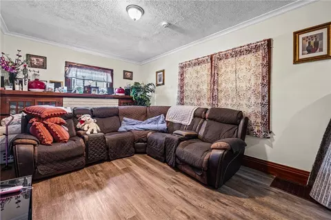 Living - 35 Malling Dr, Rochester, NY 14621 photo 2 of 2