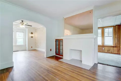 Living - 151 Hurstbourne Rd, Irondequoit, NY 14609 photo 2 of 9