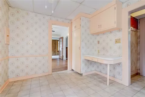Kitchen - 151 Hurstbourne Rd, Irondequoit, NY 14609 photo 4 of 4