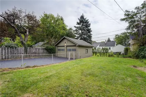 Exterior - 151 Hurstbourne Rd, Irondequoit, NY 14609 photo 3 of 5
