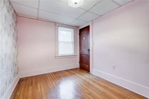 Bedroom - 151 Hurstbourne Rd, Irondequoit, NY 14609 photo 2 of 12