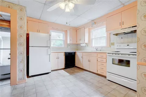 Kitchen - 151 Hurstbourne Rd, Irondequoit, NY 14609 photo 1 of 4