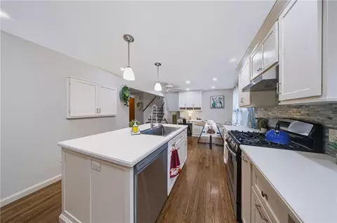Kitchen - 947 Copperkettle Rd, Webster, NY 14580 photo 6 of 6