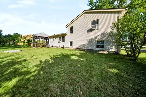 Exterior - 947 Copperkettle Rd, Webster, NY 14580 photo 6 of 8
