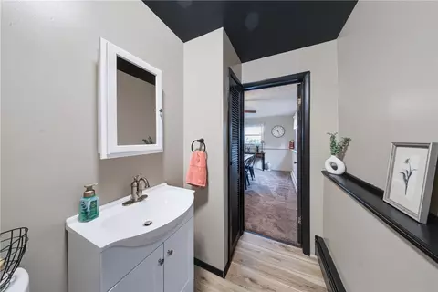 Entry Way - 947 Copperkettle Rd, Webster, NY 14580 photo 6 of 8